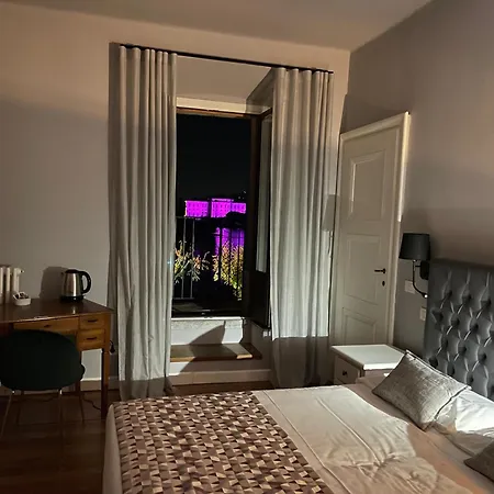 Hotel Toscanini