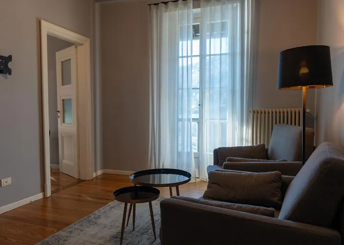 מלון Toscanini סטרסה